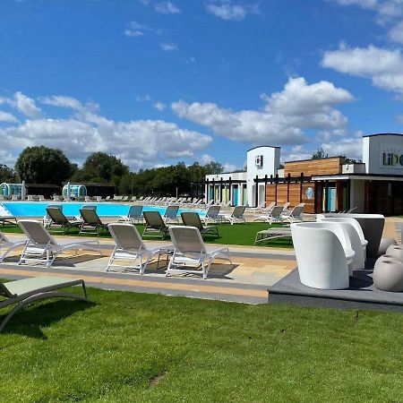 The Sunflower Luxury Caravan At Tattersall Lakes Hotel Татершал Екстериор снимка